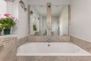 Photo 18- click for photo gallery